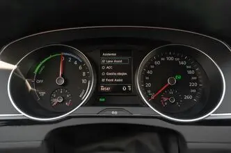 Volkswagen Passat, 1.4, 160 kW, plug-in hybrid, automatic, front-wheel drive