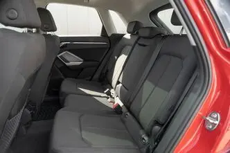 Audi Q3, 2.0, 110 kW, дизель, автомат, полный привод