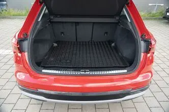 Audi Q3, 2.0, 110 kW, дизель, автомат, полный привод