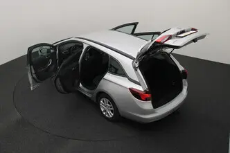 Opel Astra, 1.6, 81 kW, diesel, manual, front-wheel drive