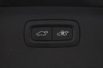 Volvo XC90, 2.0, 223 kW, plug-in hybrid, automatic, front-wheel drive