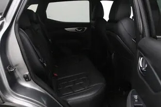 Nissan Qashqai, 1.3, 117 kW, petrol, manual, front-wheel drive