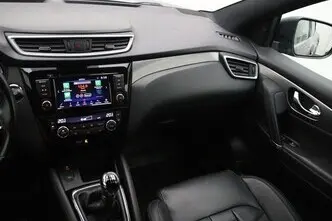 Nissan Qashqai, 1.3, 117 kW, petrol, manual, front-wheel drive