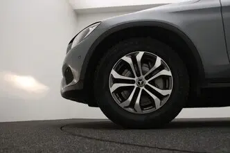 Mercedes-Benz GLK 250, 2.0, 155 kW, petrol, automatic, four-wheel drive