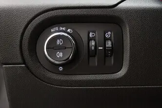 Opel Grandland X, 1.5, 96 kW, diesel, manual, front-wheel drive
