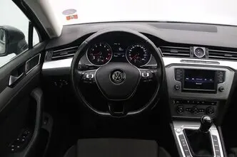 Volkswagen Passat, 1.4, 110 kW, petrol, manual, front-wheel drive