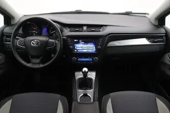 Toyota Avensis, 1.8, 108 kW, petrol, manual, front-wheel drive