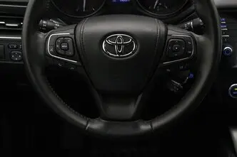 Toyota Avensis, 1.8, 108 kW, petrol, manual, front-wheel drive