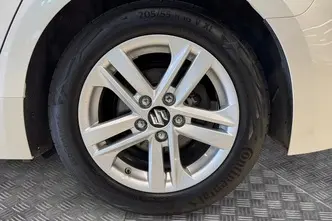 Suzuki Swace, 1.8, 90 kW, hybrid, automatic, front-wheel drive
