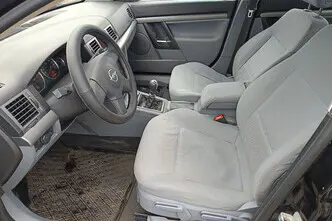 Opel Vectra, 2.2, 125 kW, diesel, manual, front-wheel drive