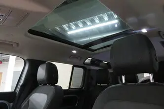 Land Rover Defender, 3.0, 294 kW, гибрид, автомат, полный привод
