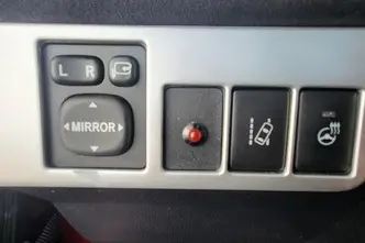Toyota RAV4, 2.5, 114 kW, гибрид, автомат, передний привод
