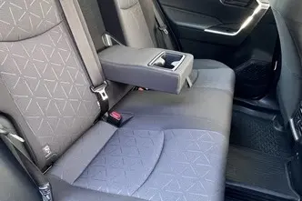 Toyota RAV4, 2.5, 131 kW, гибрид, автомат, передний привод