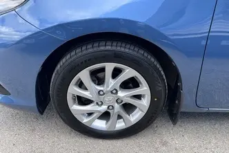 Toyota Auris, 1.6, 97 kW, бензин, автомат, передний привод