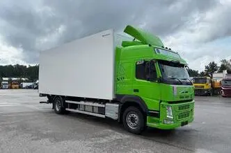 Volvo FM330, 250 kW, diisel, automaat