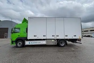 Volvo FM330, 250 kW, diisel, automaat