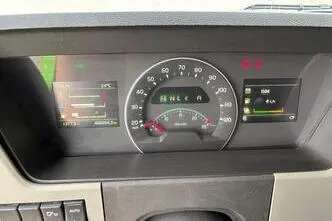 Volvo FM330, 250 kW, diisel, automaat