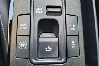 Toyota Prius, 2.0, 112 kW, pistikhübriid, automaat, esivedu
