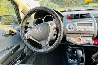 Honda Jazz, 1.3, 61 kW, бензин, автомат, передний привод