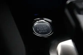 Peugeot 3008, 1.5, 96 kW, diisel, automaat, esivedu