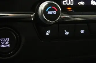 Mazda 3, 2.0, 137 kW, hübriid, manuaal, esivedu