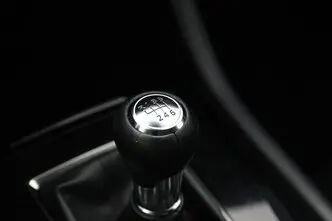Mazda 3, 2.0, 137 kW, hübriid, manuaal, esivedu