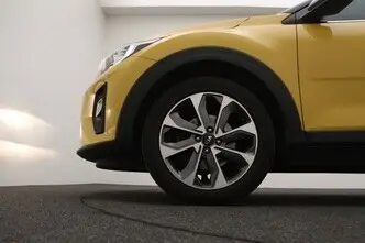 Kia Stonic, 1.4, 73 kW, bensiin, manuaal, esivedu