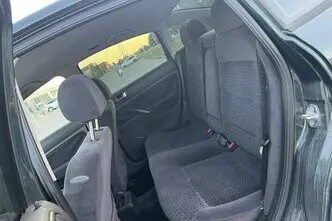 Volkswagen Passat, 1.6, 74 kW, bensiin, manuaal, esivedu