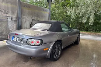 Mazda MX-5, 1.6, 81 kW, petrol, manual, rear-wheel drive