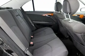 Mercedes-Benz E 200, 1.8, 183 kW, bensiin, automaat, tagavedu