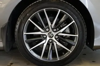 Toyota Camry, 2.5, 131 kW, hübriid, automaat, esivedu