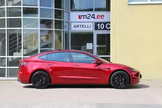 Tesla Model 3, 208 kW, electric, automatic, rear-wheel drive
