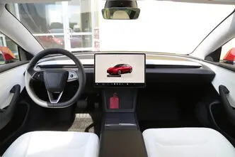 Tesla Model 3, 208 kW, electric, automatic, rear-wheel drive