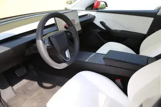 Tesla Model 3, 208 kW, electric, automatic, rear-wheel drive
