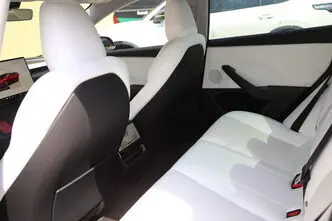 Tesla Model 3, 208 kW, electric, automatic, rear-wheel drive