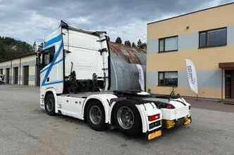 Scania S520, 382 kW, дизель, автомат