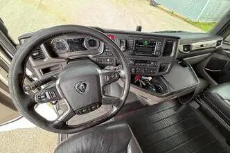 Scania S520, 382 kW, дизель, автомат