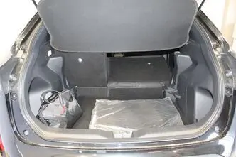 Toyota Yaris Cross, 1.5, 68 kW, hübriid, automaat, esivedu