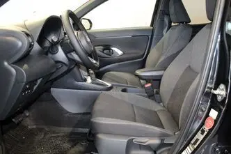 Toyota Yaris Cross, 1.5, 68 kW, hübriid, automaat, esivedu