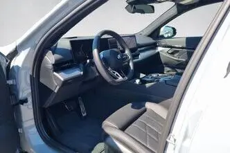 BMW 520, 2.0, 145 kW, гибрид, автомат, полный привод