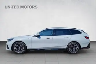 BMW 520, 2.0, 145 kW, гибрид, автомат, полный привод