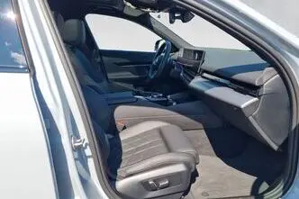 BMW 520, 2.0, 145 kW, гибрид, автомат, полный привод
