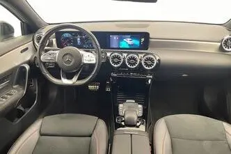 Mercedes-Benz A 180, 1.3, 100 kW, бензин, автомат, передний привод