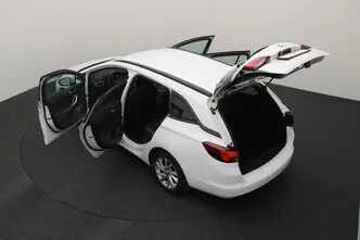 Opel Astra, 1.2, 81 kW, бензин, механическая, передний привод