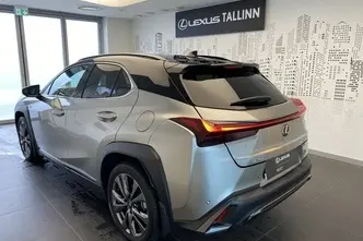 Lexus UX 300, 2.0, 112 kW, гибрид, автомат, полный привод