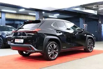 Lexus UX 250, 2.0, 112 kW, hübriid, automaat, esivedu