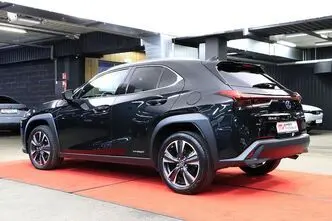 Lexus UX 250, 2.0, 112 kW, hübriid, automaat, esivedu