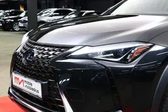 Lexus UX 250, 2.0, 112 kW, hübriid, automaat, esivedu