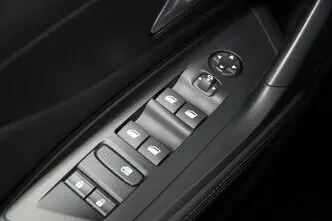 Peugeot 308, 1.2, 96 kW, bensiin, automaat, esivedu