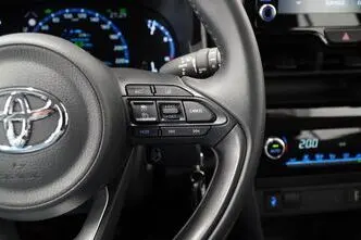 Toyota Yaris, 1.5, 68 kW, бензин, автомат, передний привод